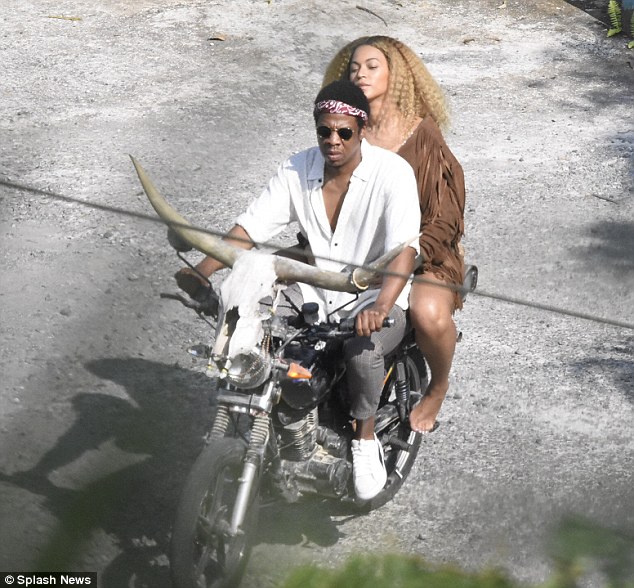 Beyonce and Jay Z film bike scene in Jamaica | Daily Mail Online