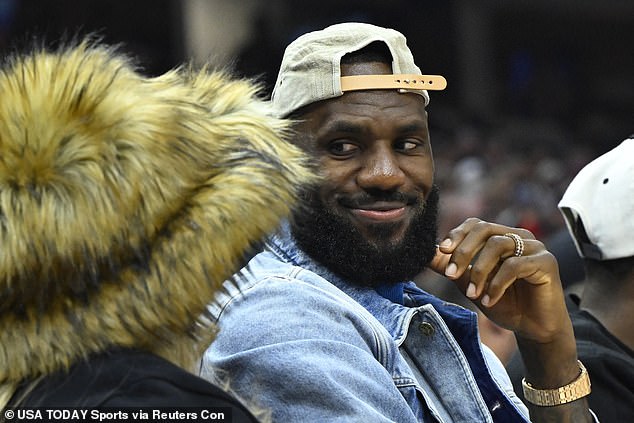 LeBron James 'is up to something' with visit to Cleveland as Stephen A.  Smith reveals which team could scupper plans to play with Bronny at the  Lakers | Daily Mail Online