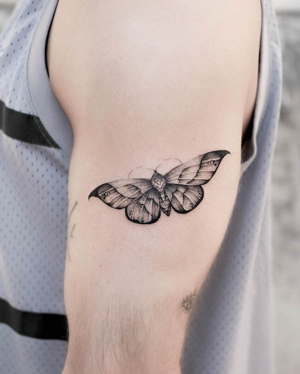 Death moth tattoo by @retsmon